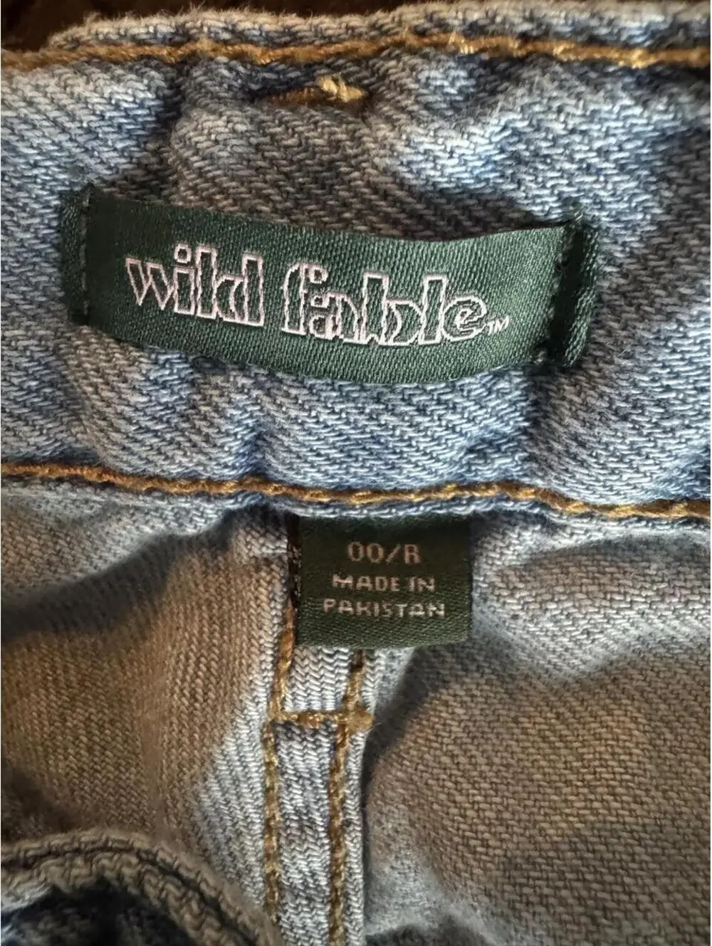 Wild Fable Mid-Rise Baggy Cargo Jeans – Size 00